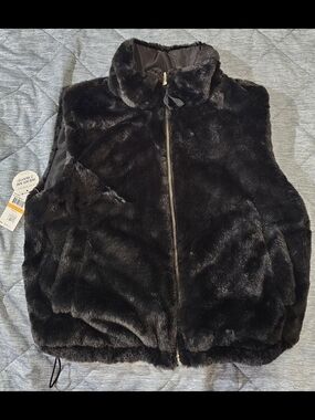 Derek Heart Size S Faux Fur Reversible Vest